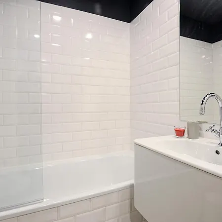 아파트 Charming In *